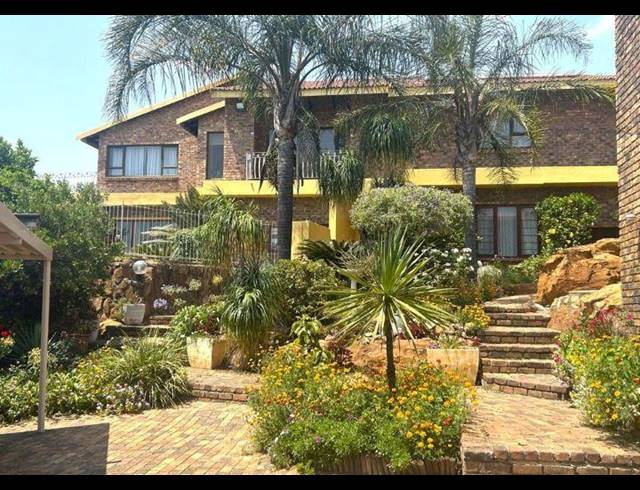 5 BEDROOM HOUSE FOR SALE IN RIDGEWAY